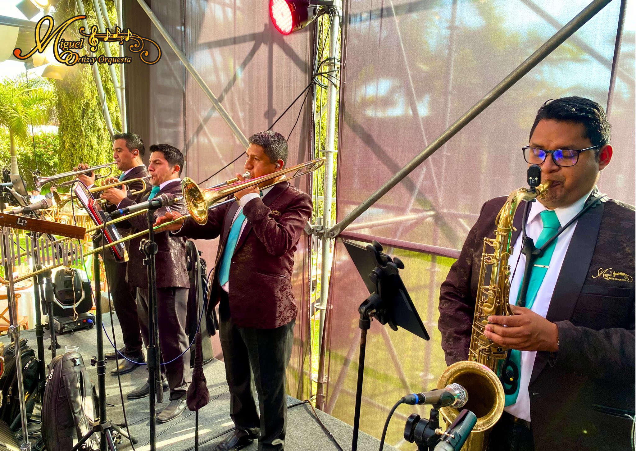 Miguel Ortiz y Orquesta