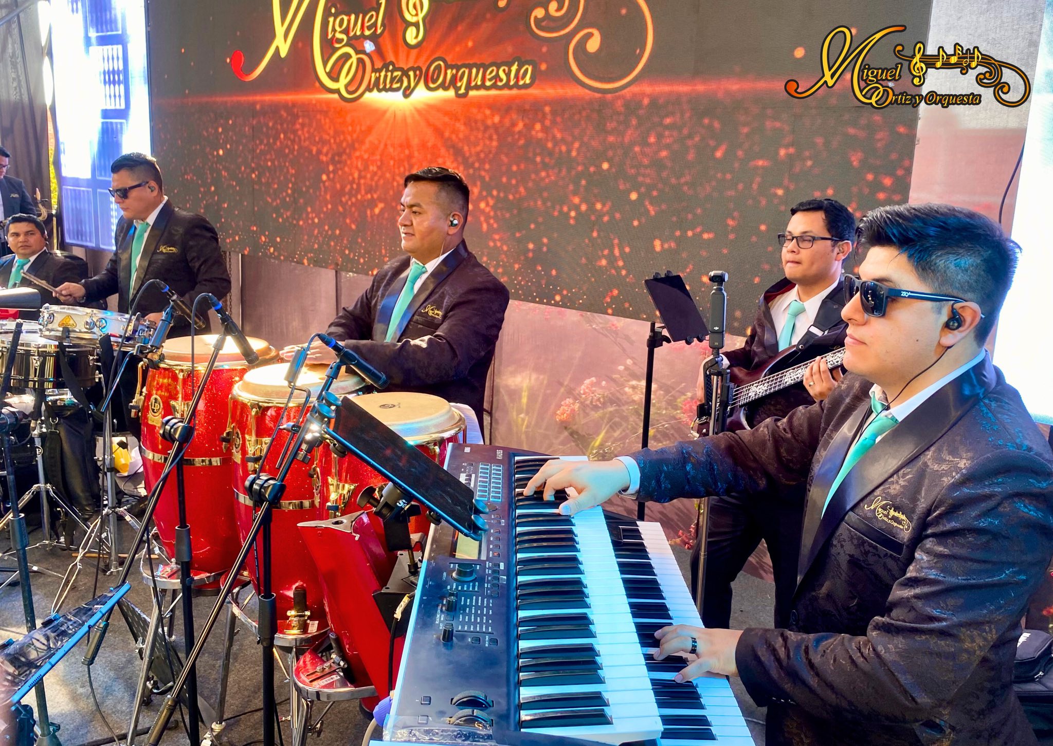 Miguel Ortiz y Orquesta