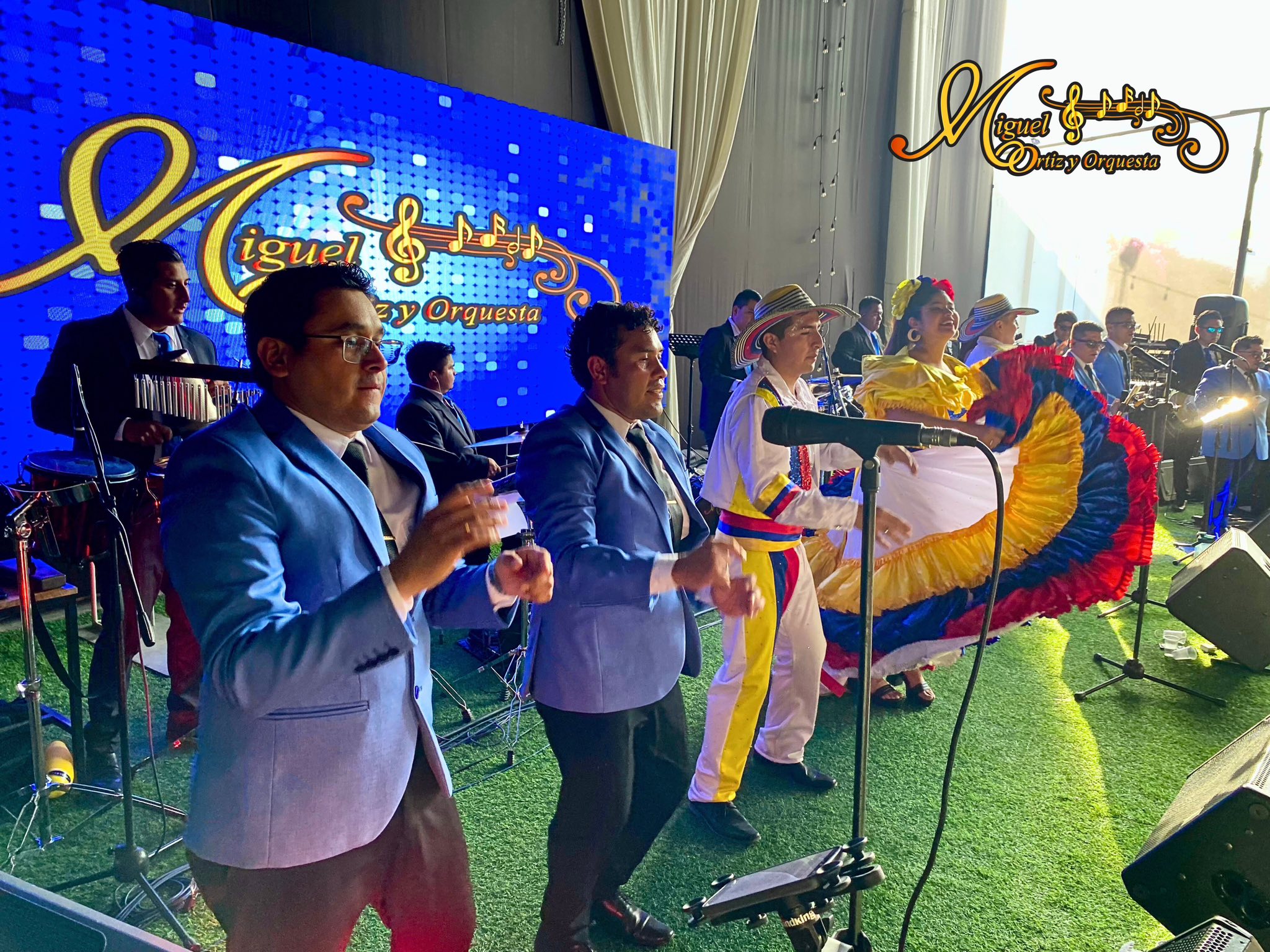 Miguel Ortiz y Orquesta