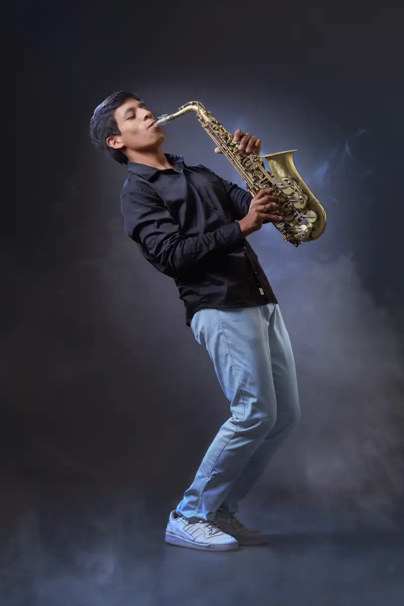 Roger Farro Saxofonista | Dúo ViSax