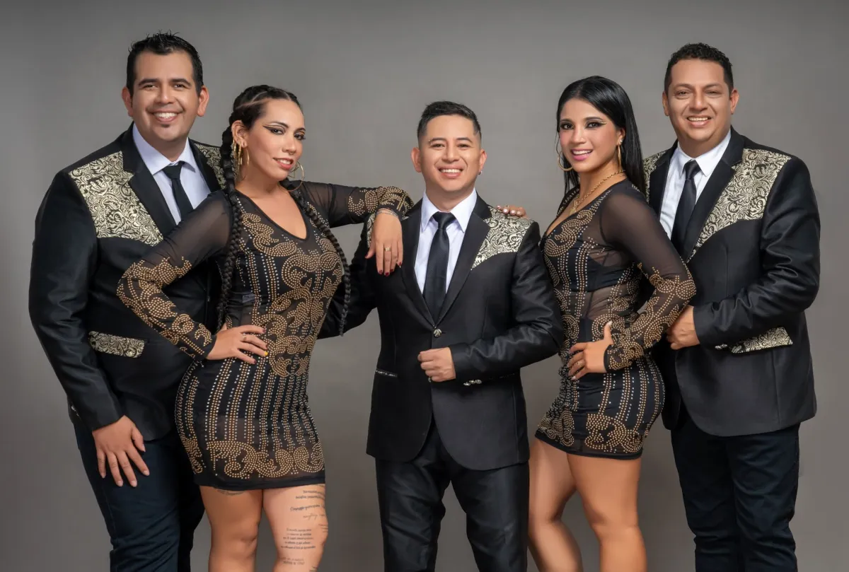 Larga Distancia Orquesta