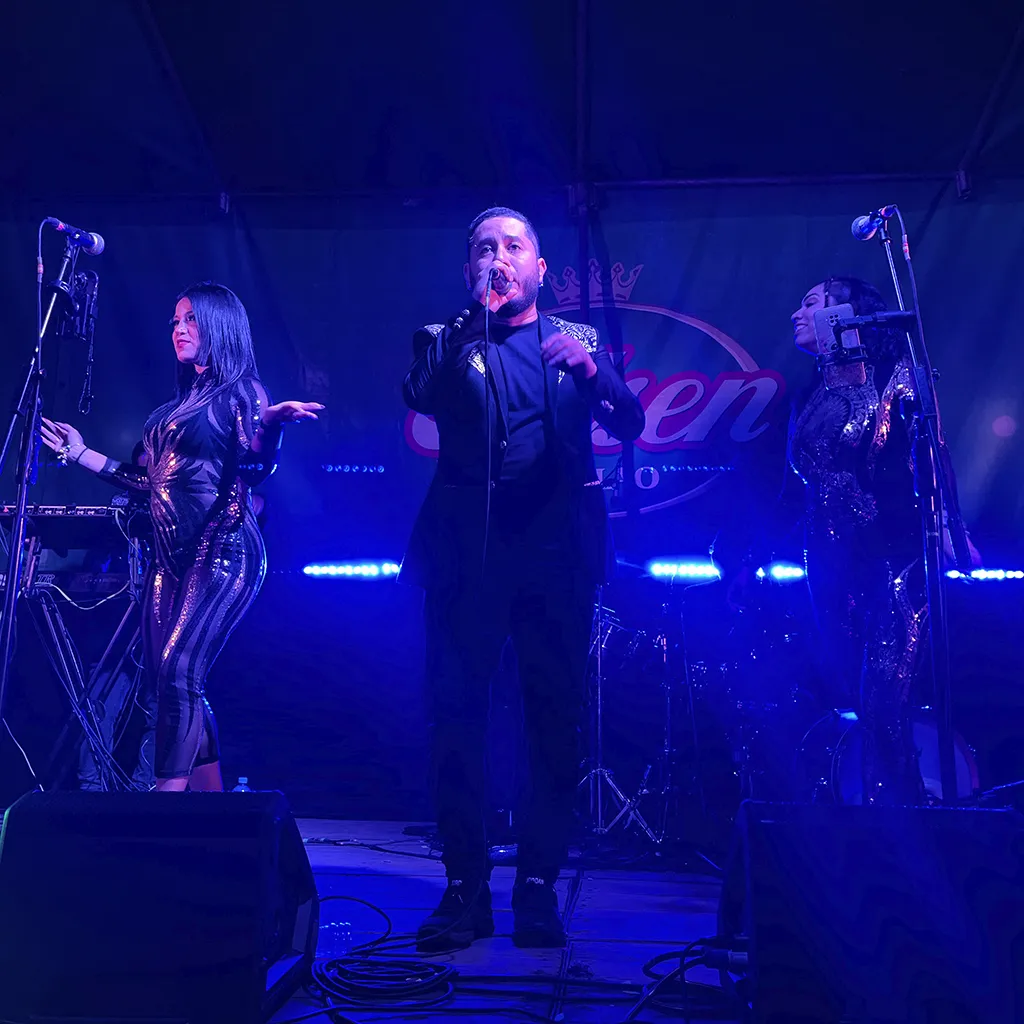 Larga Distancia Orquesta