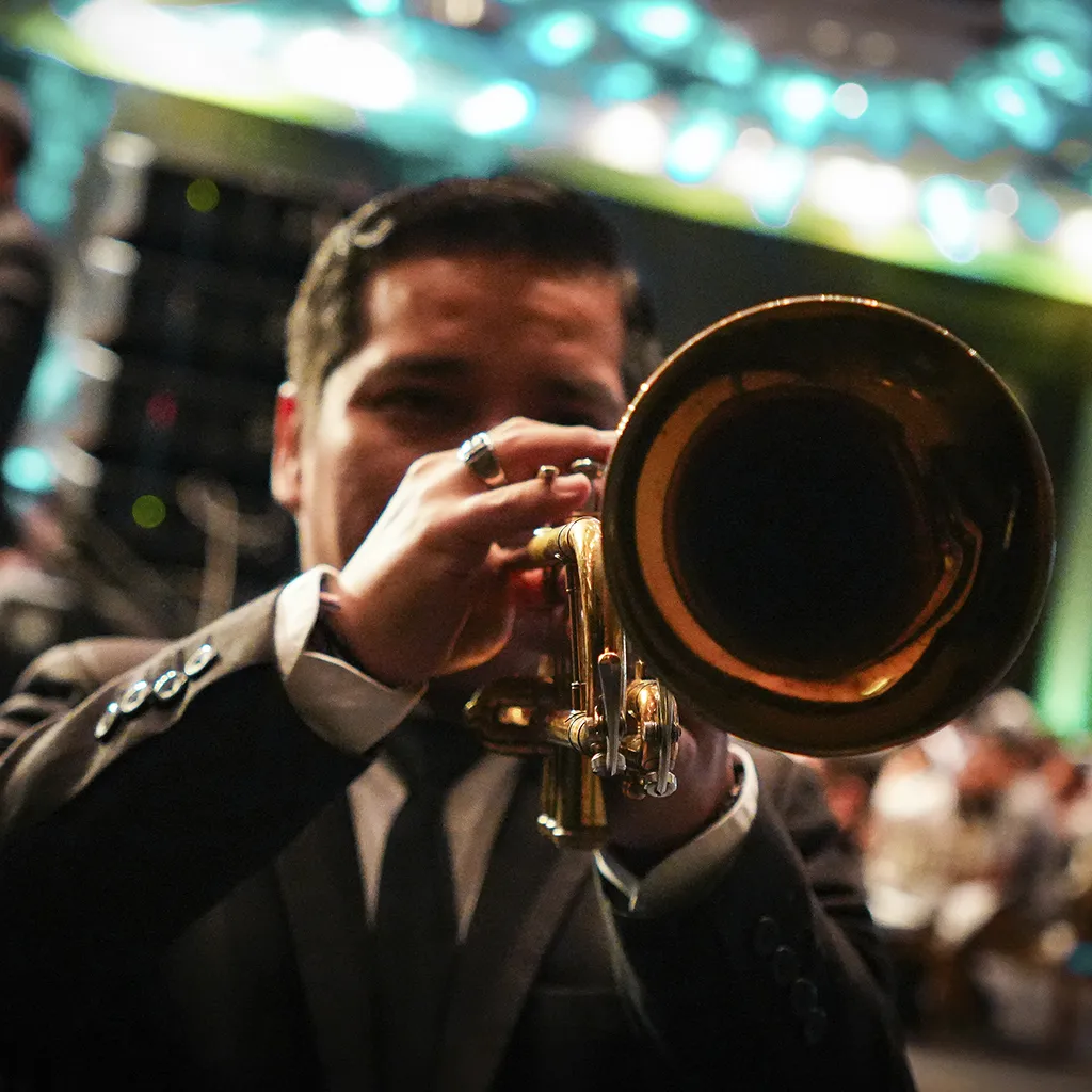 Larga Distancia Orquesta