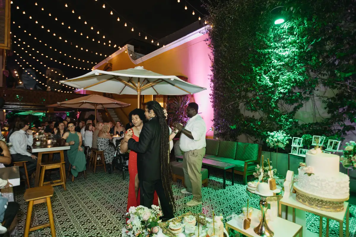 AYAHUASCA RESTOBAR