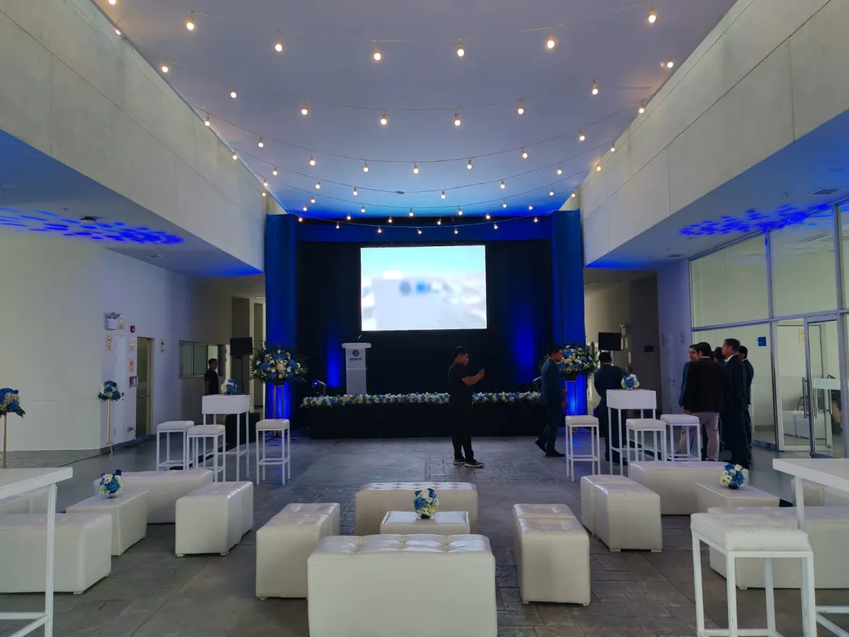 Cóctel corporativo